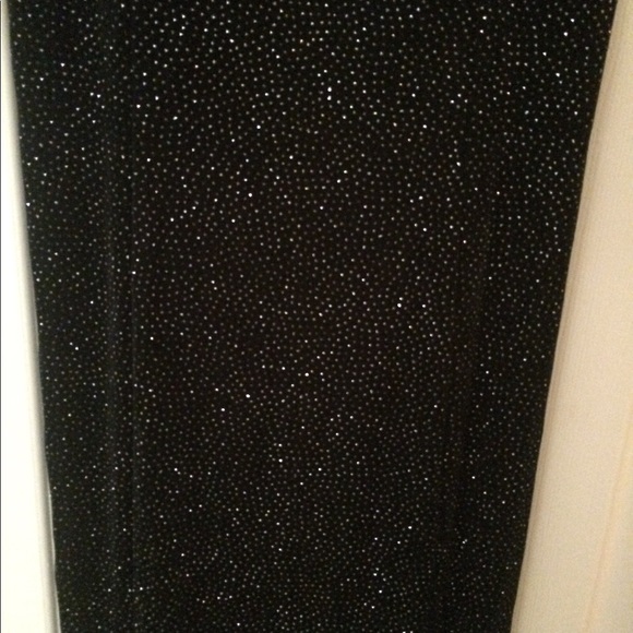 Long black evening dress - Picture 2 of 4
